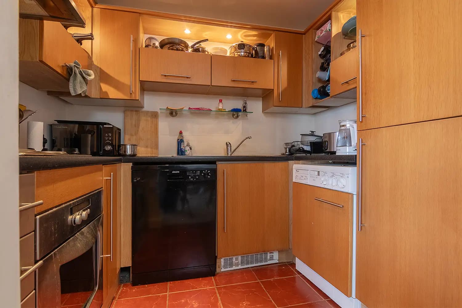 property photo 9 of 37