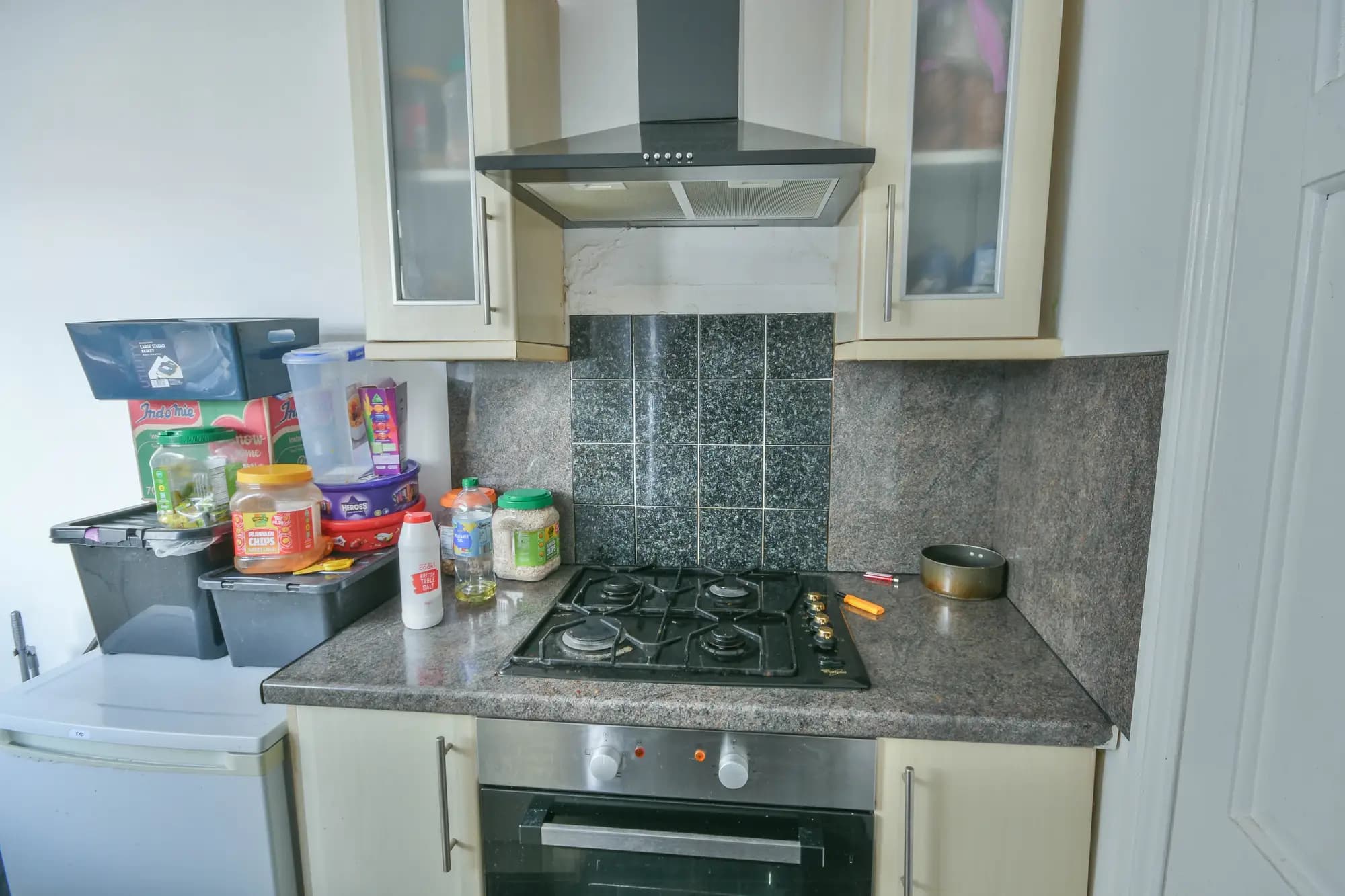 property photo 6 of 20