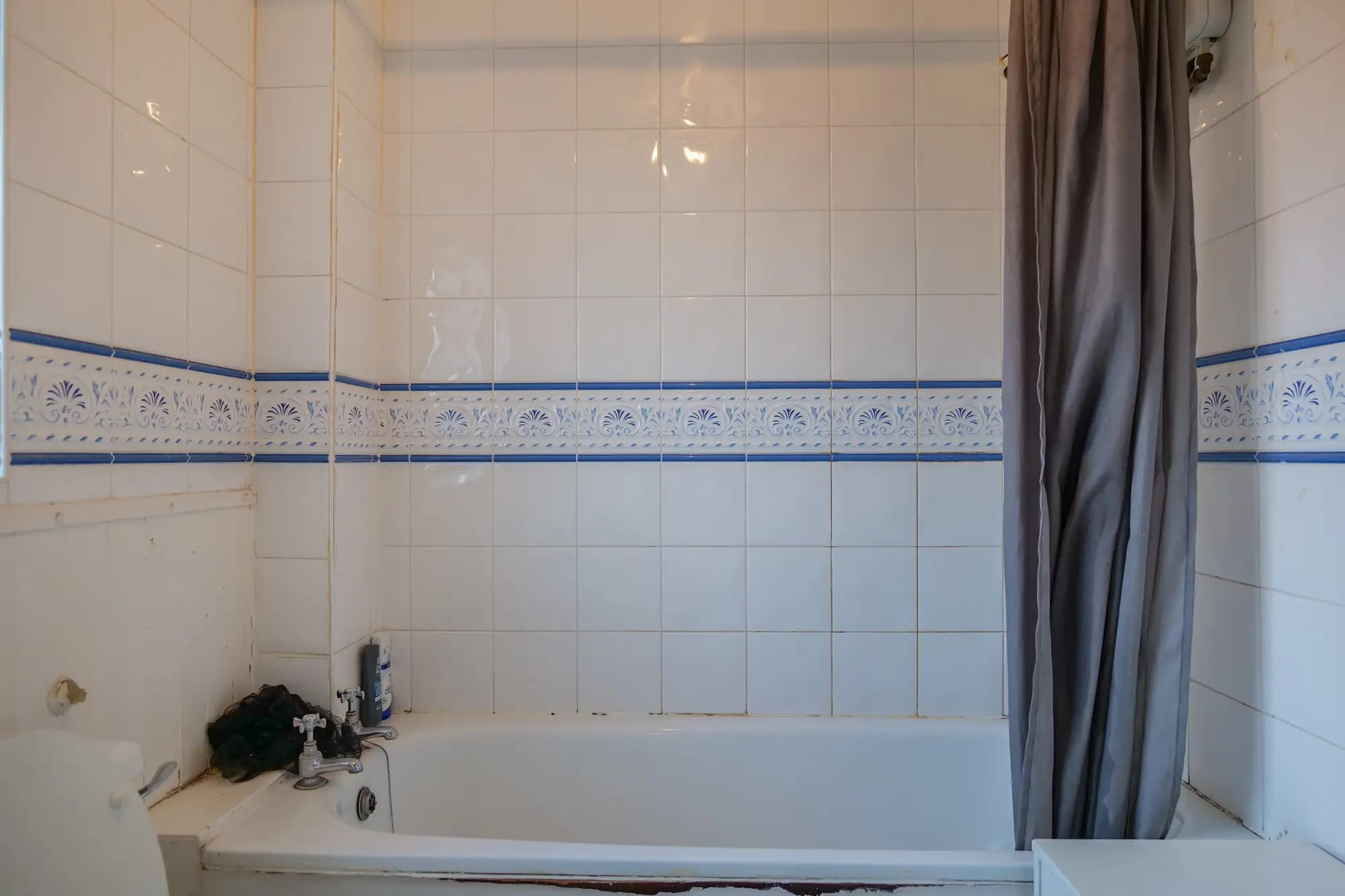 property photo 6 of 14
