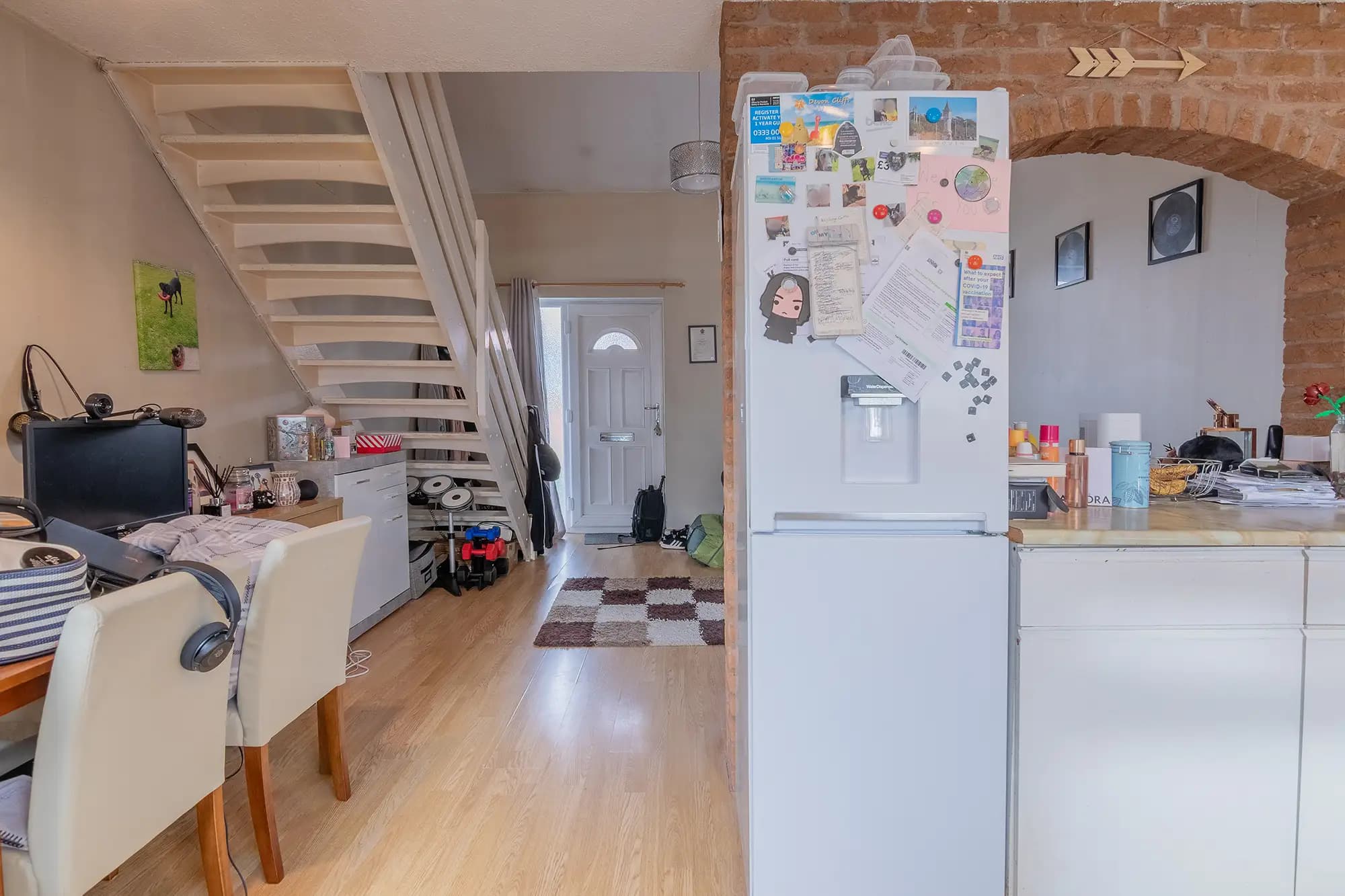 property photo 7 of 19