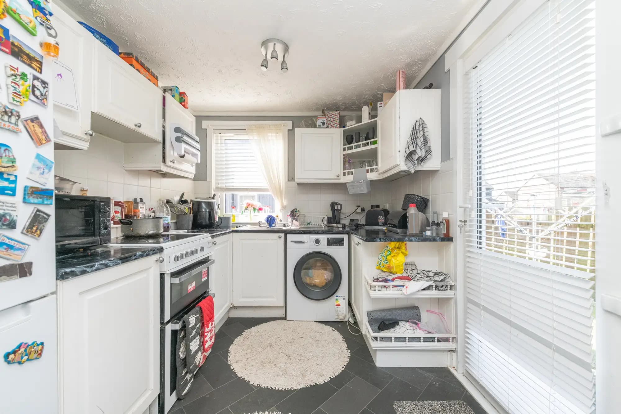 property photo 5 of 15