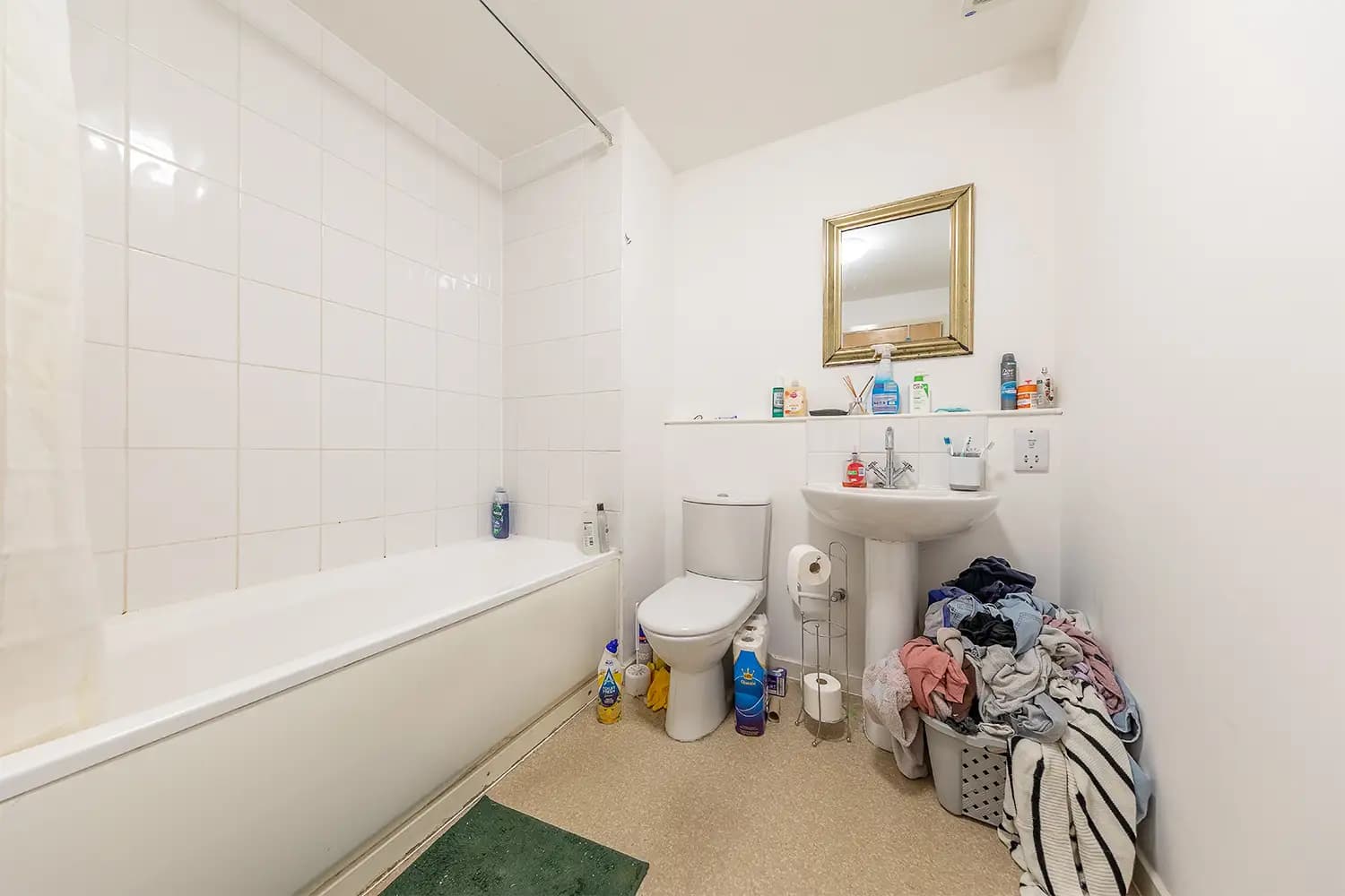 property photo 7 of 18