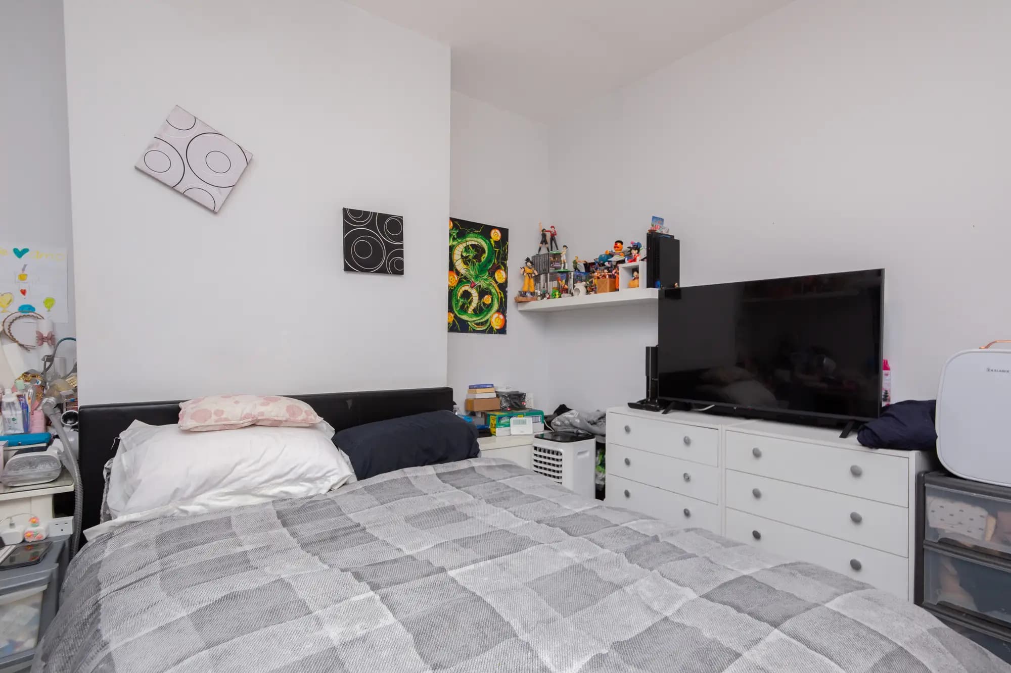 property photo 10 of 19