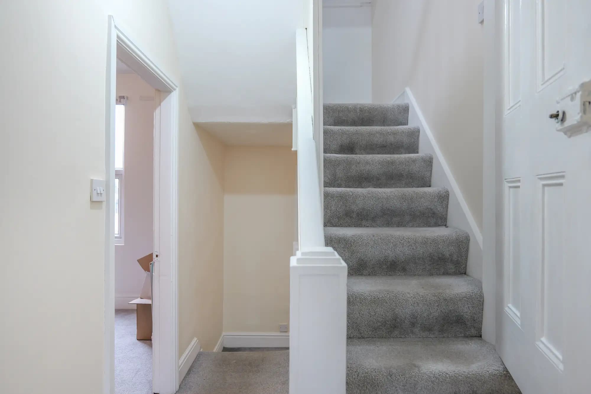 property photo 19 of 28