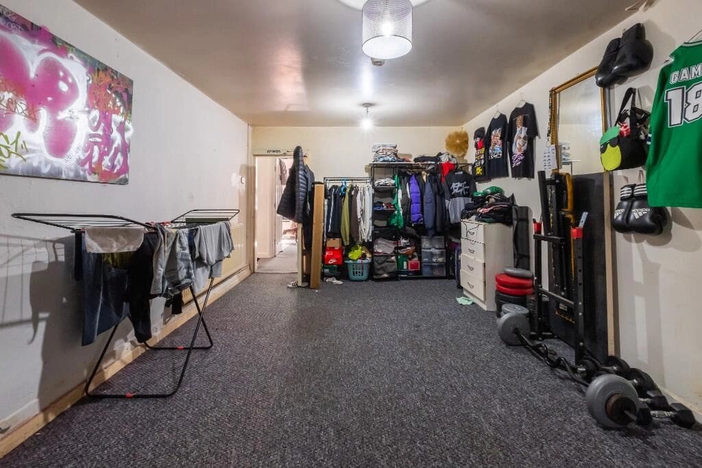 property photo 37 of 40