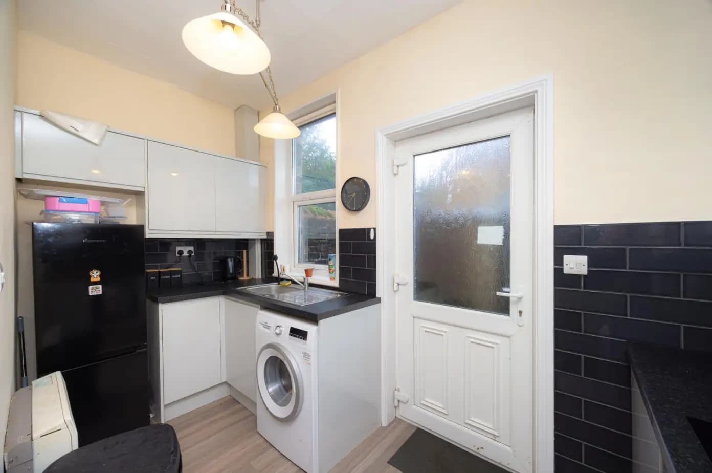 property photo 18 of 34