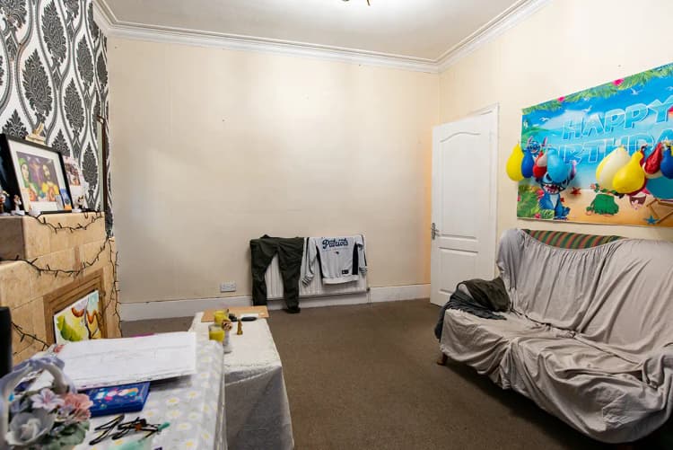 property photo 2 of 20