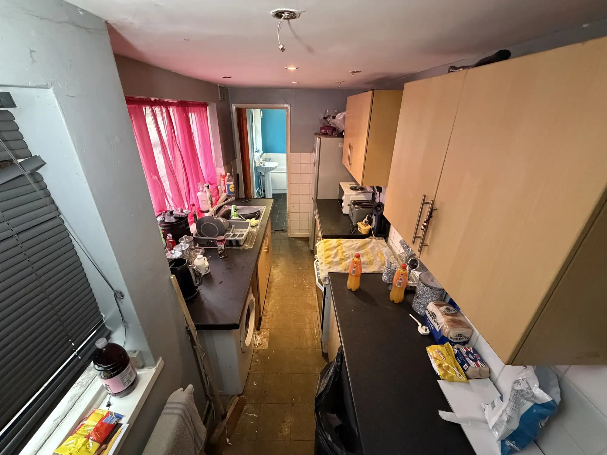 property photo 7 of 18