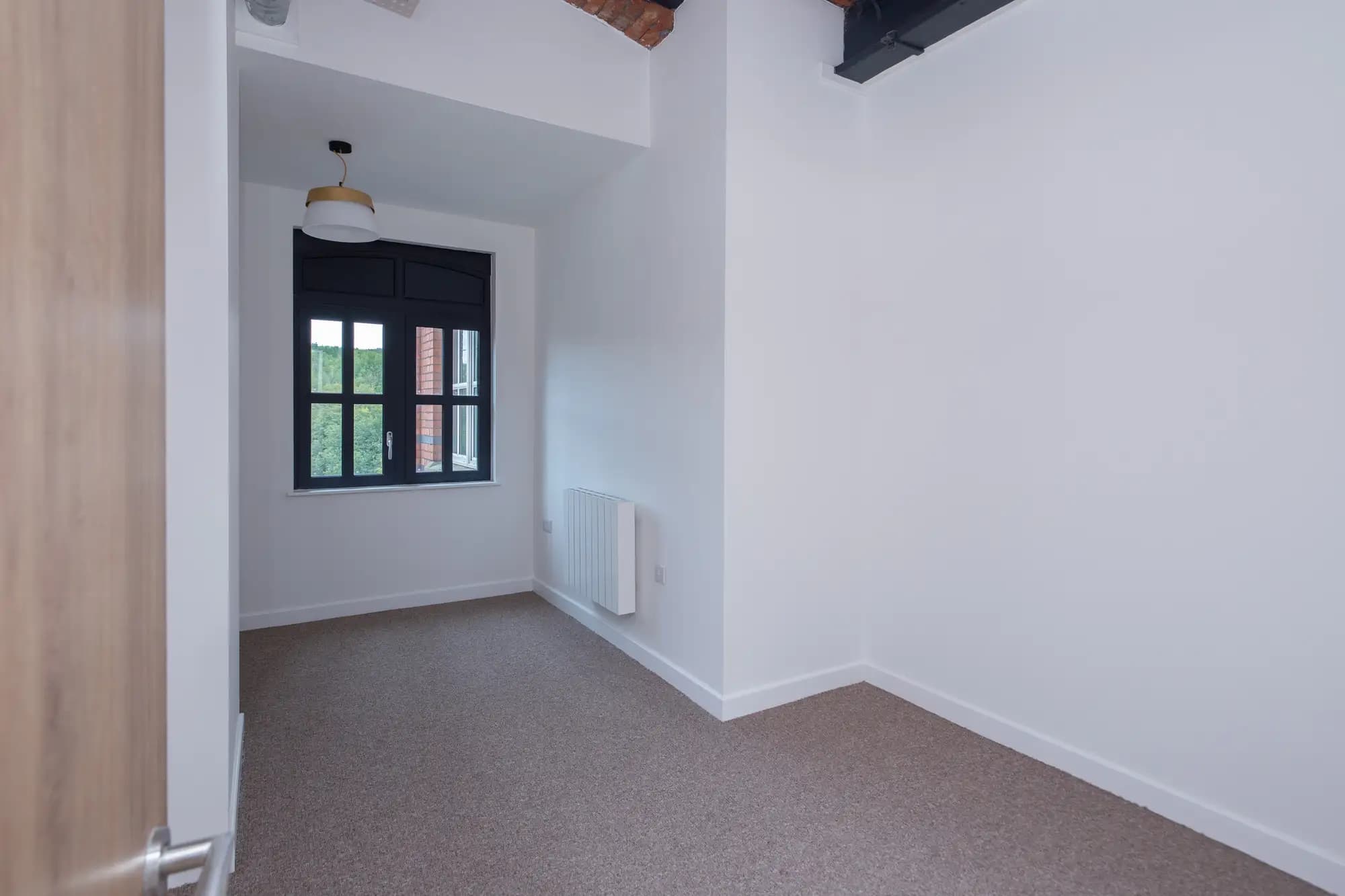 property photo 12 of 28