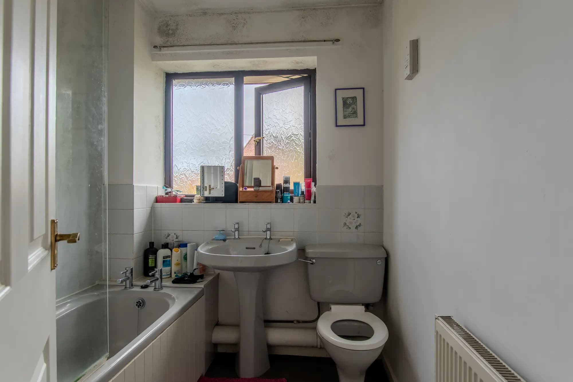 property photo 6 of 16