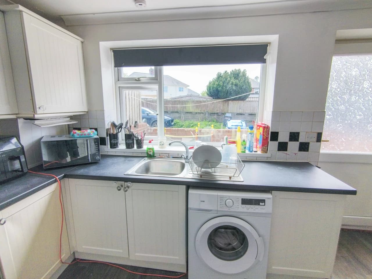 property photo 5 of 23