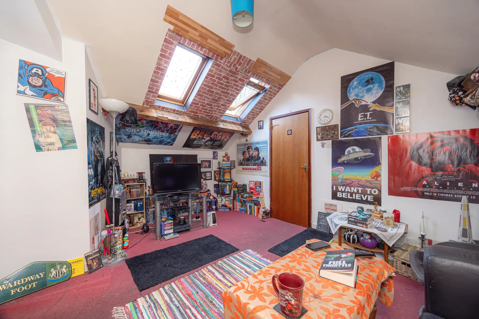 property photo 5 of 22