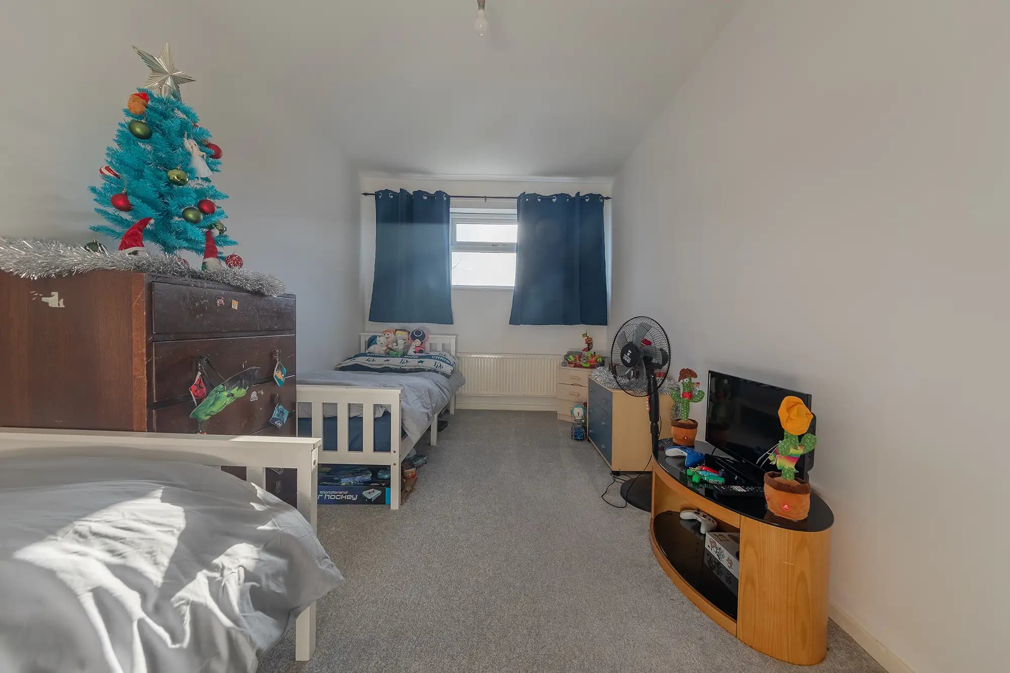 property photo 13 of 17