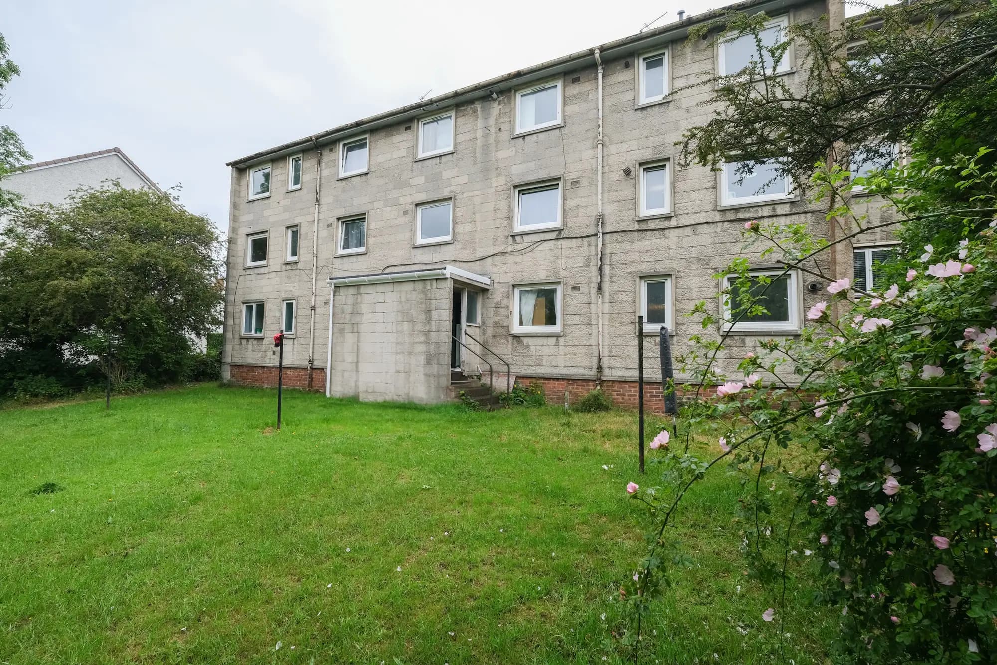 property photo 18 of 21