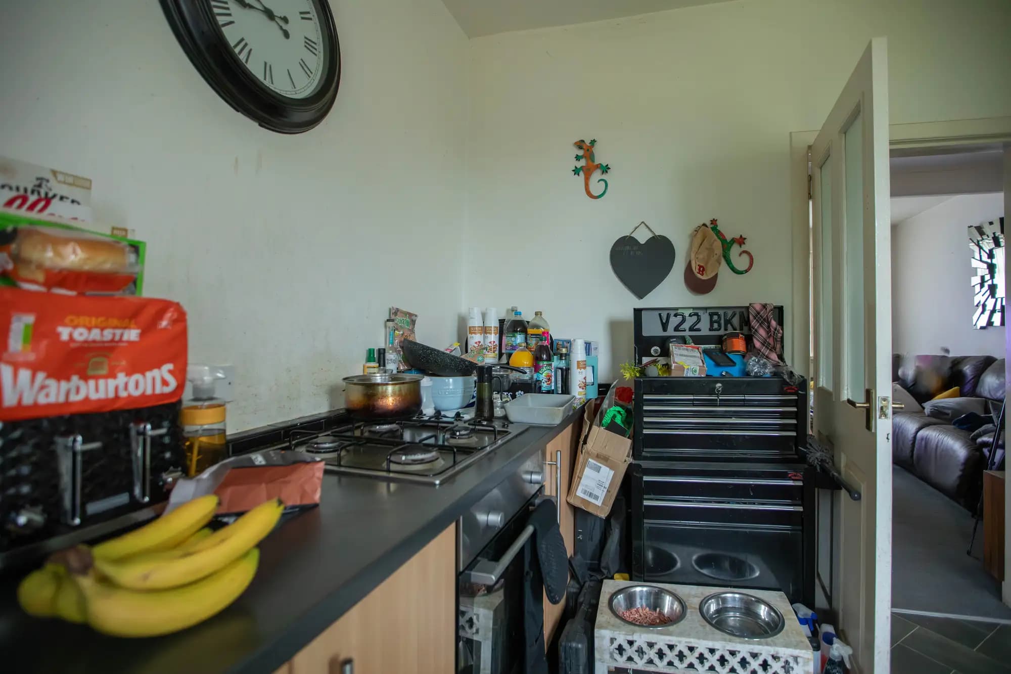 property photo 6 of 16
