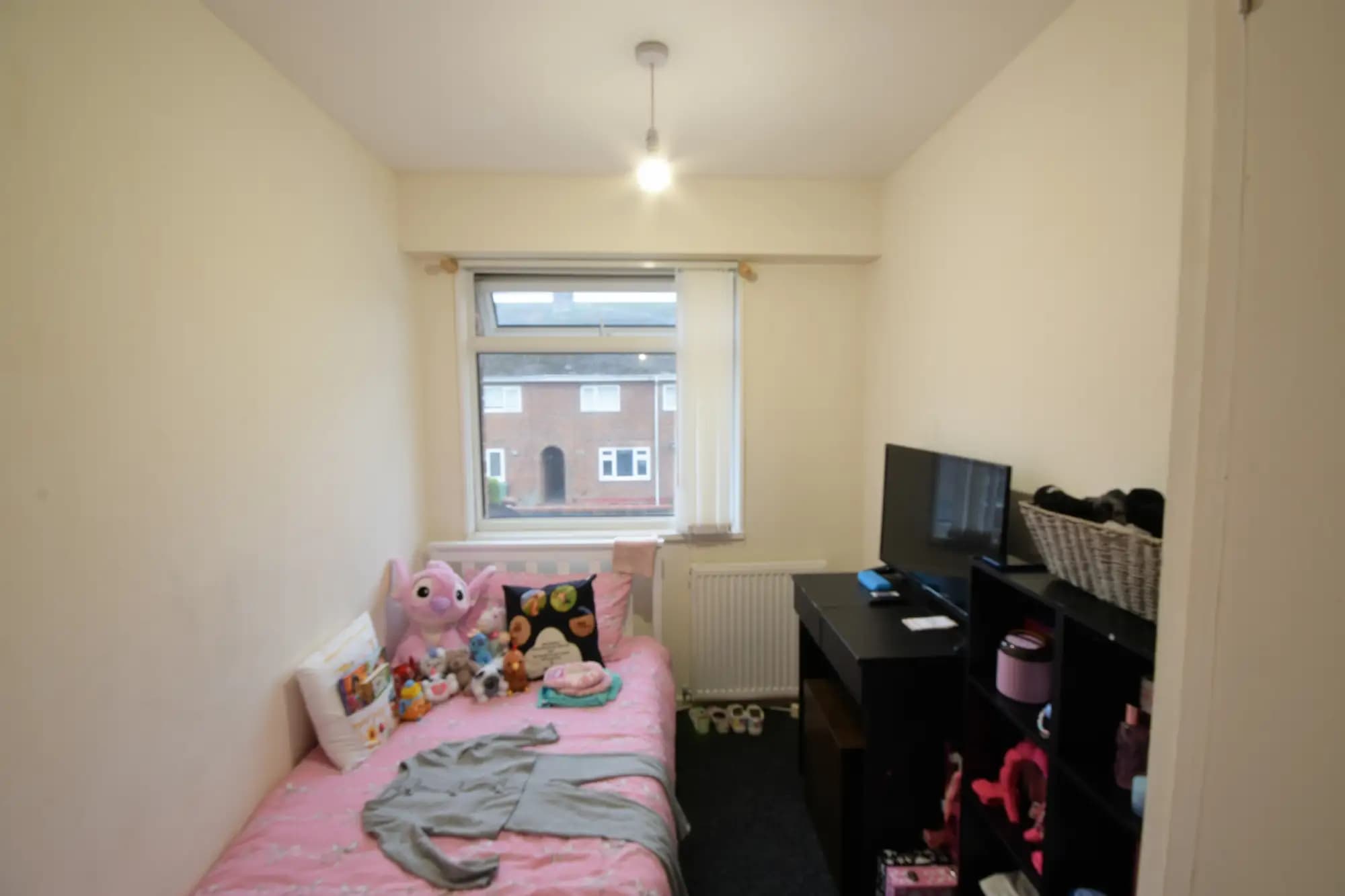 property photo 10 of 20