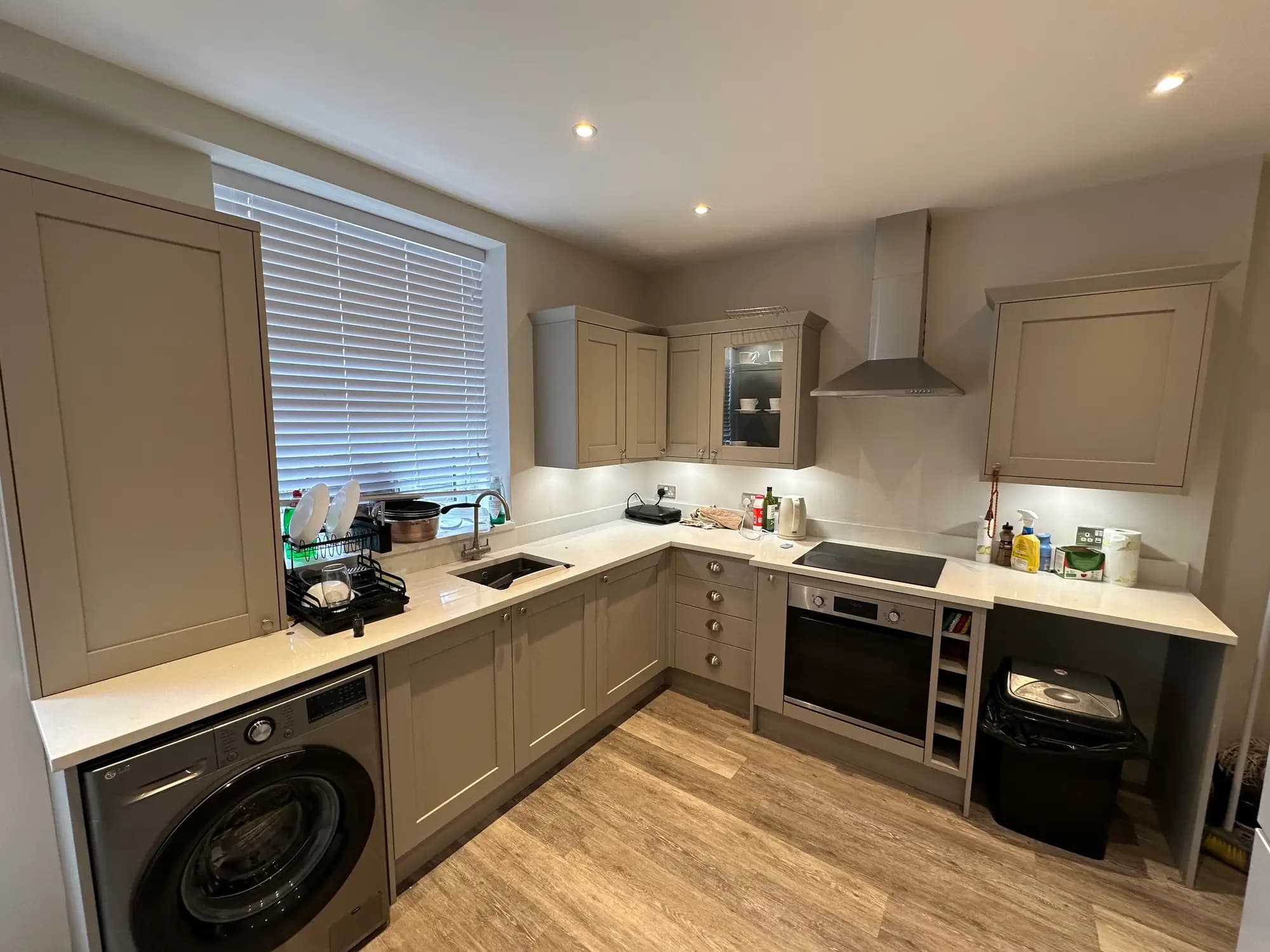 property photo 7 of 32