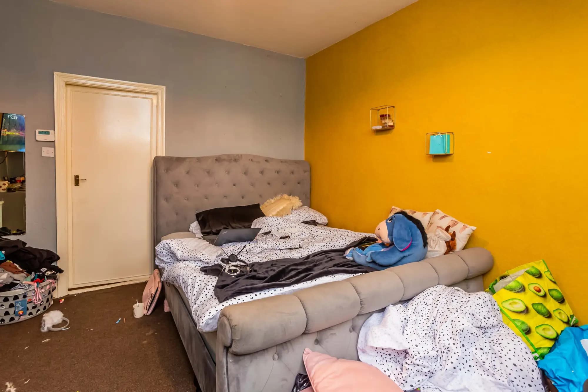 property photo 9 of 13