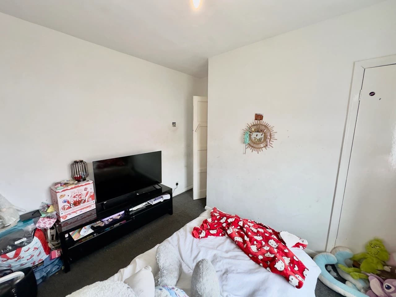 property photo 16 of 26