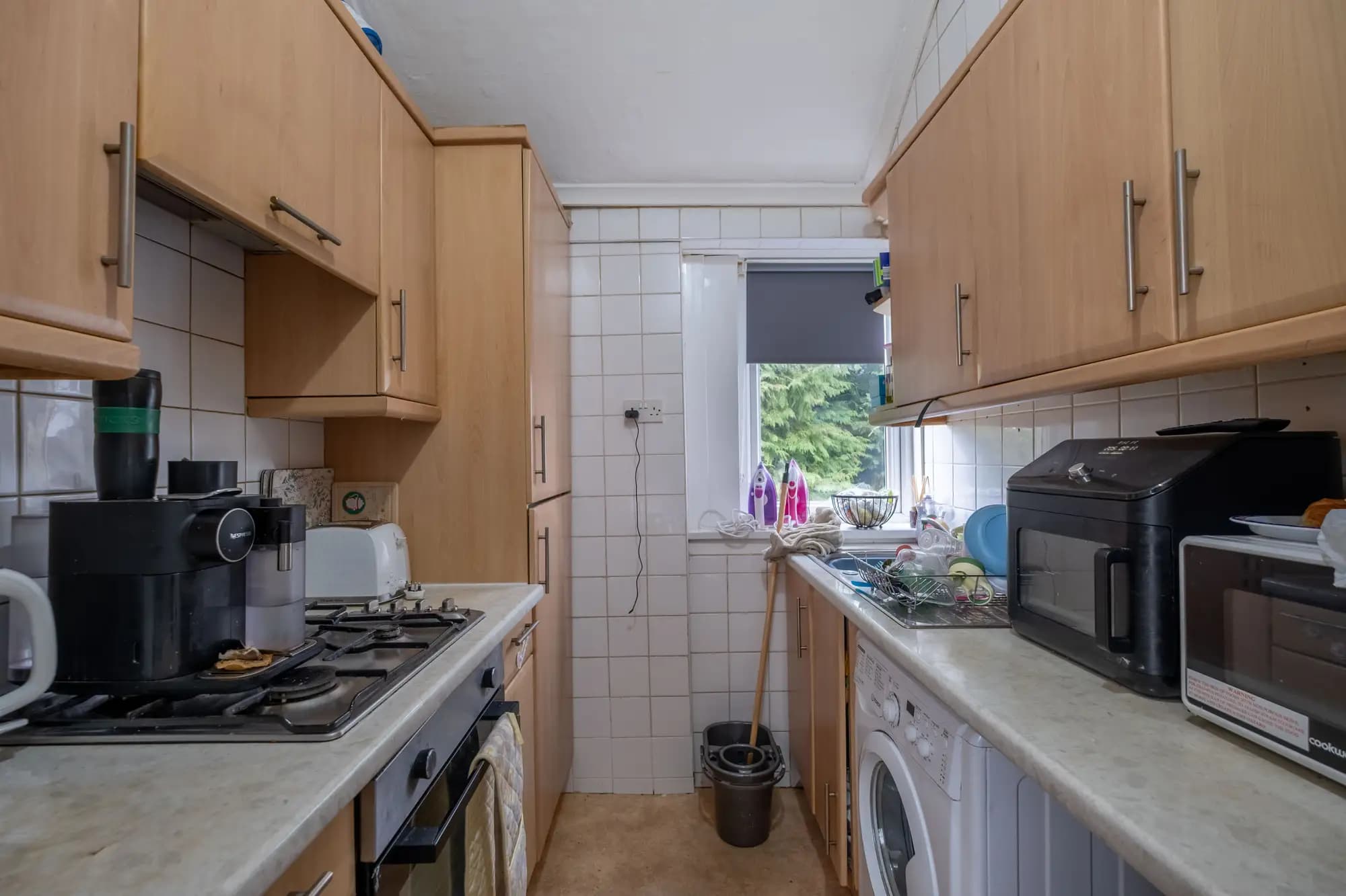 property photo 5 of 18