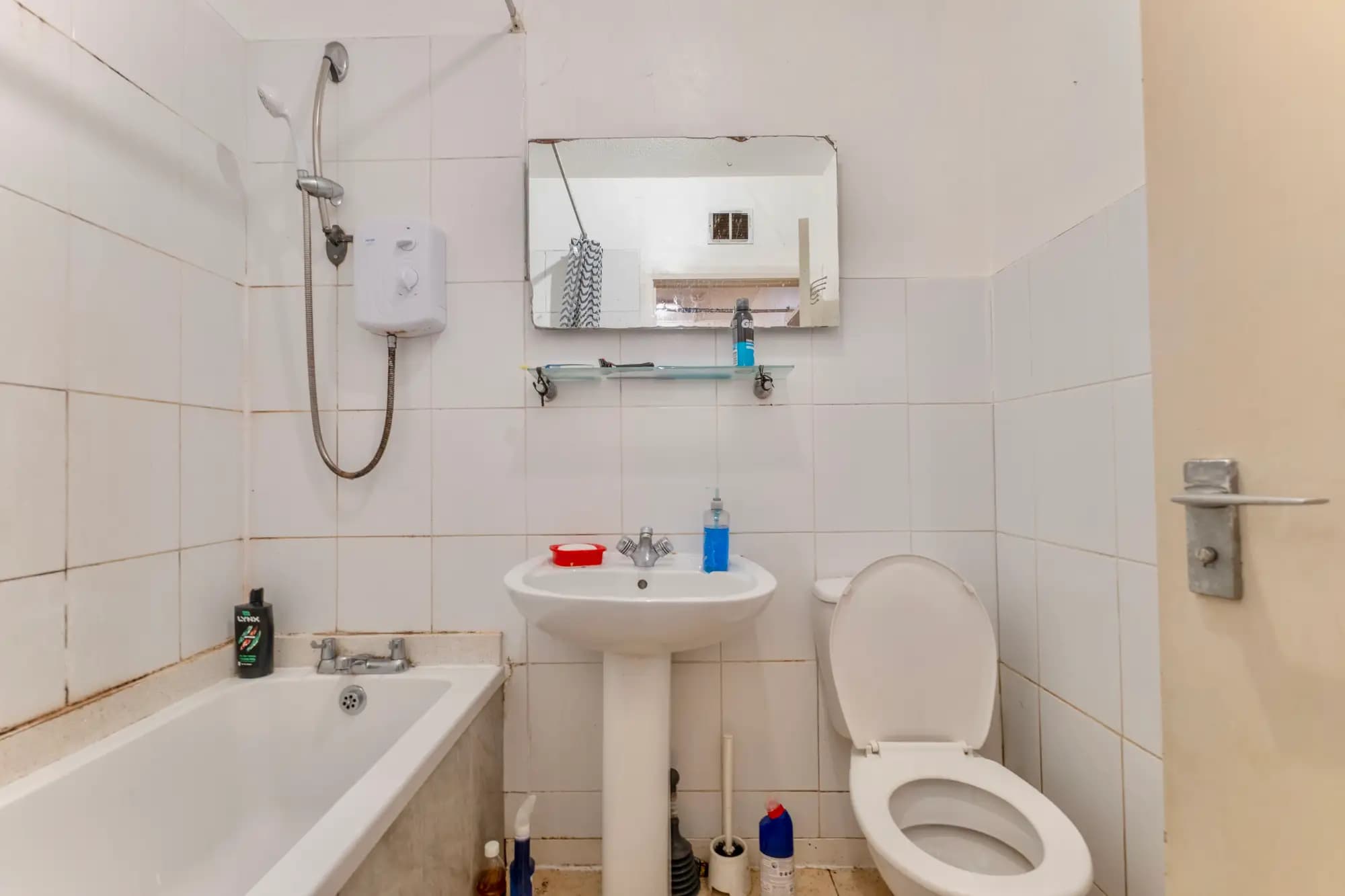 property photo 10 of 20