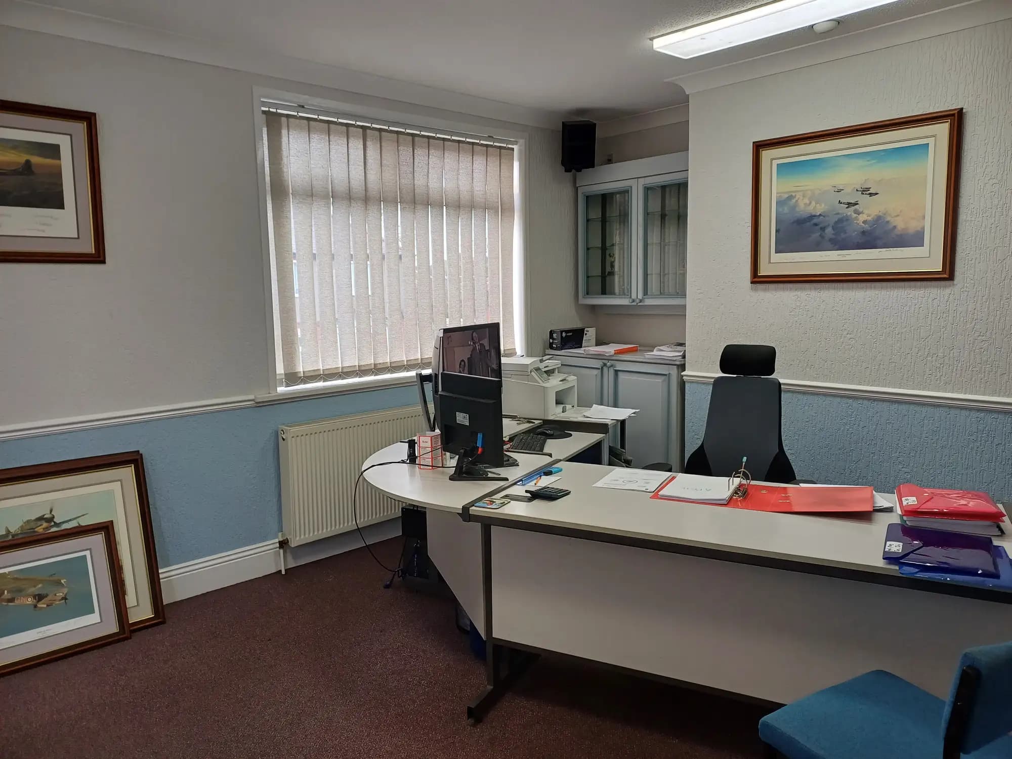 property photo 2 of 13