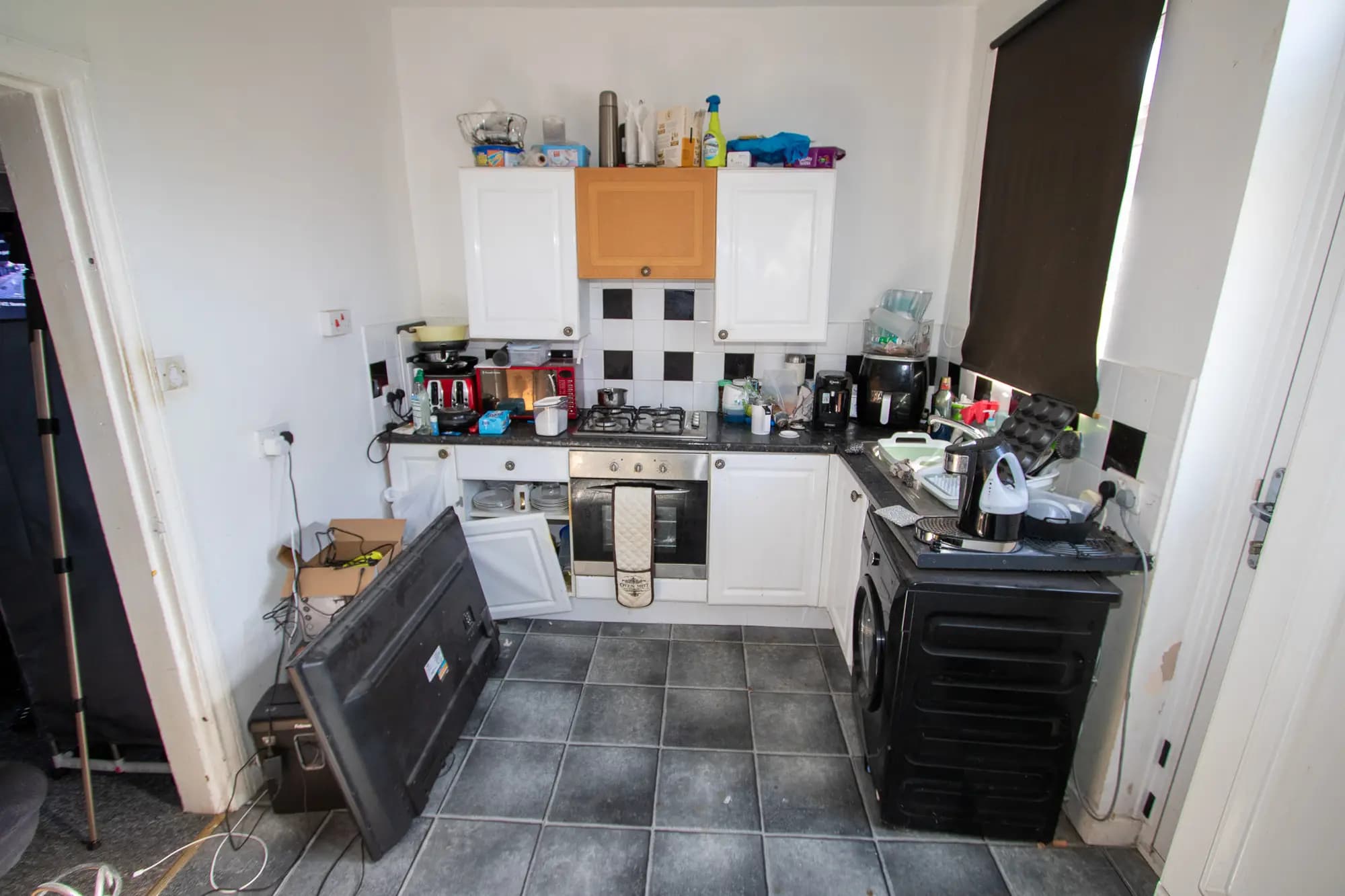 property photo 6 of 18