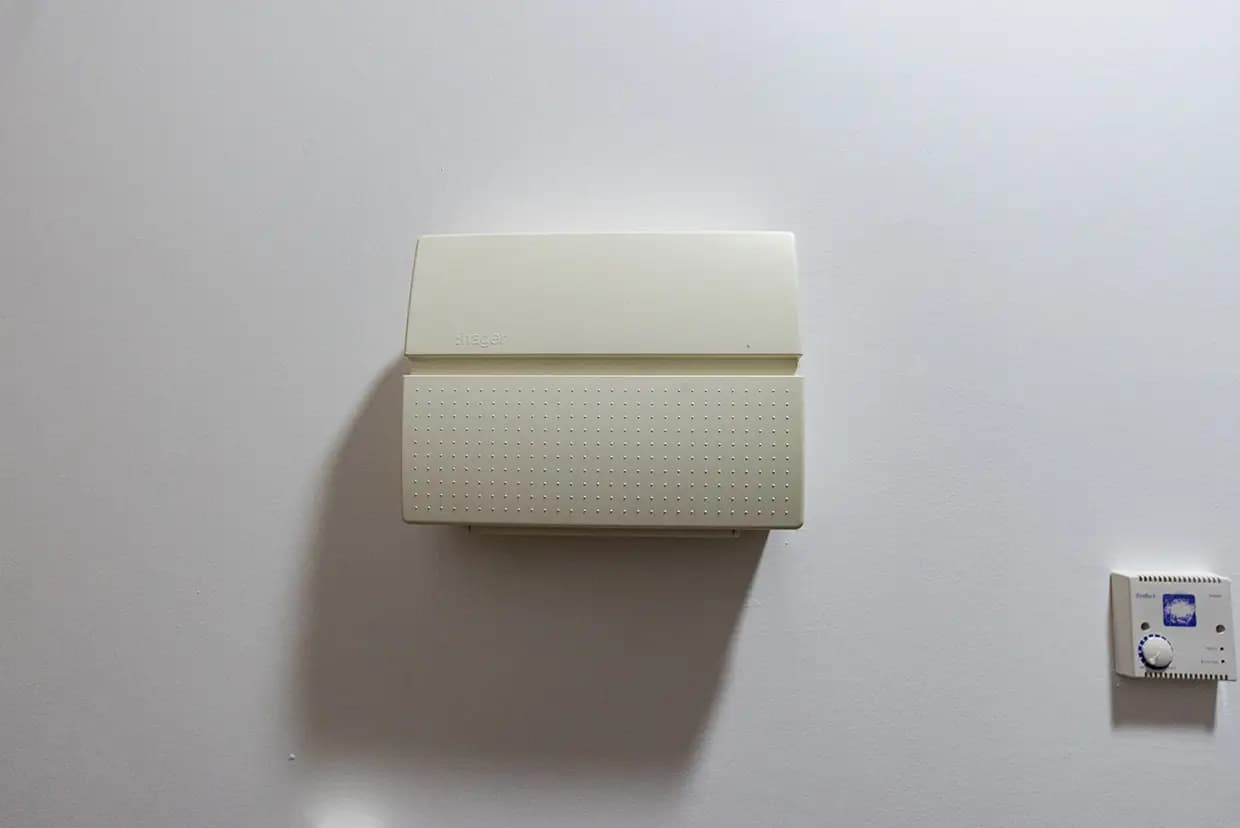 property photo 10 of 16