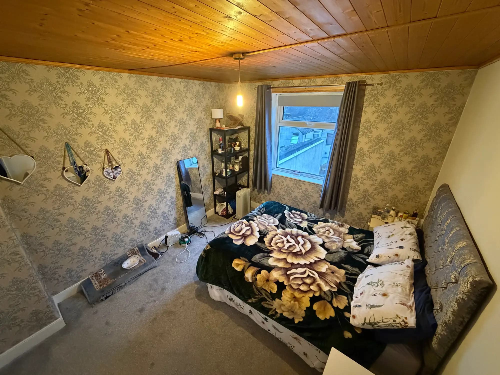 property photo 14 of 27