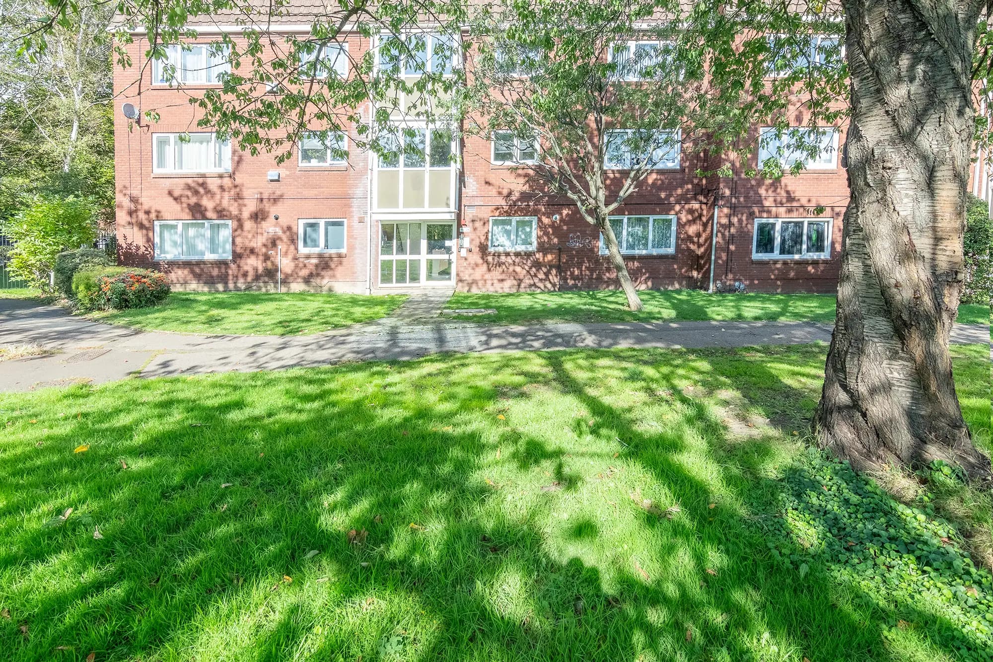 property photo 31 of 33