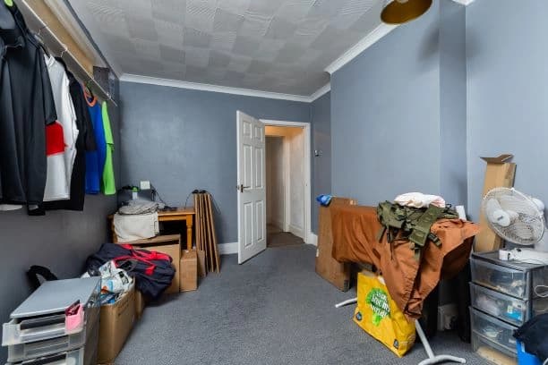 property photo 12 of 16