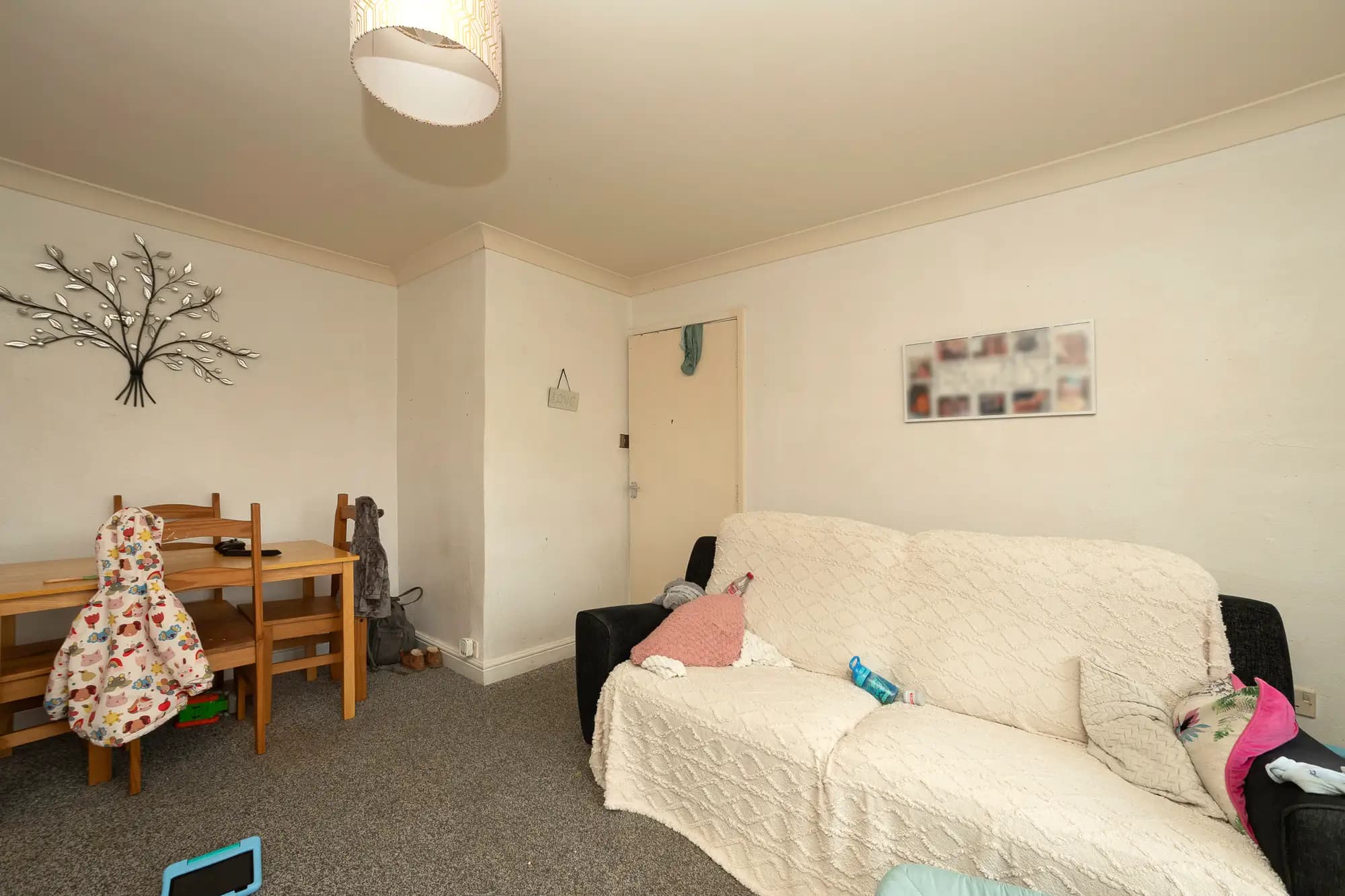 property photo 4 of 13