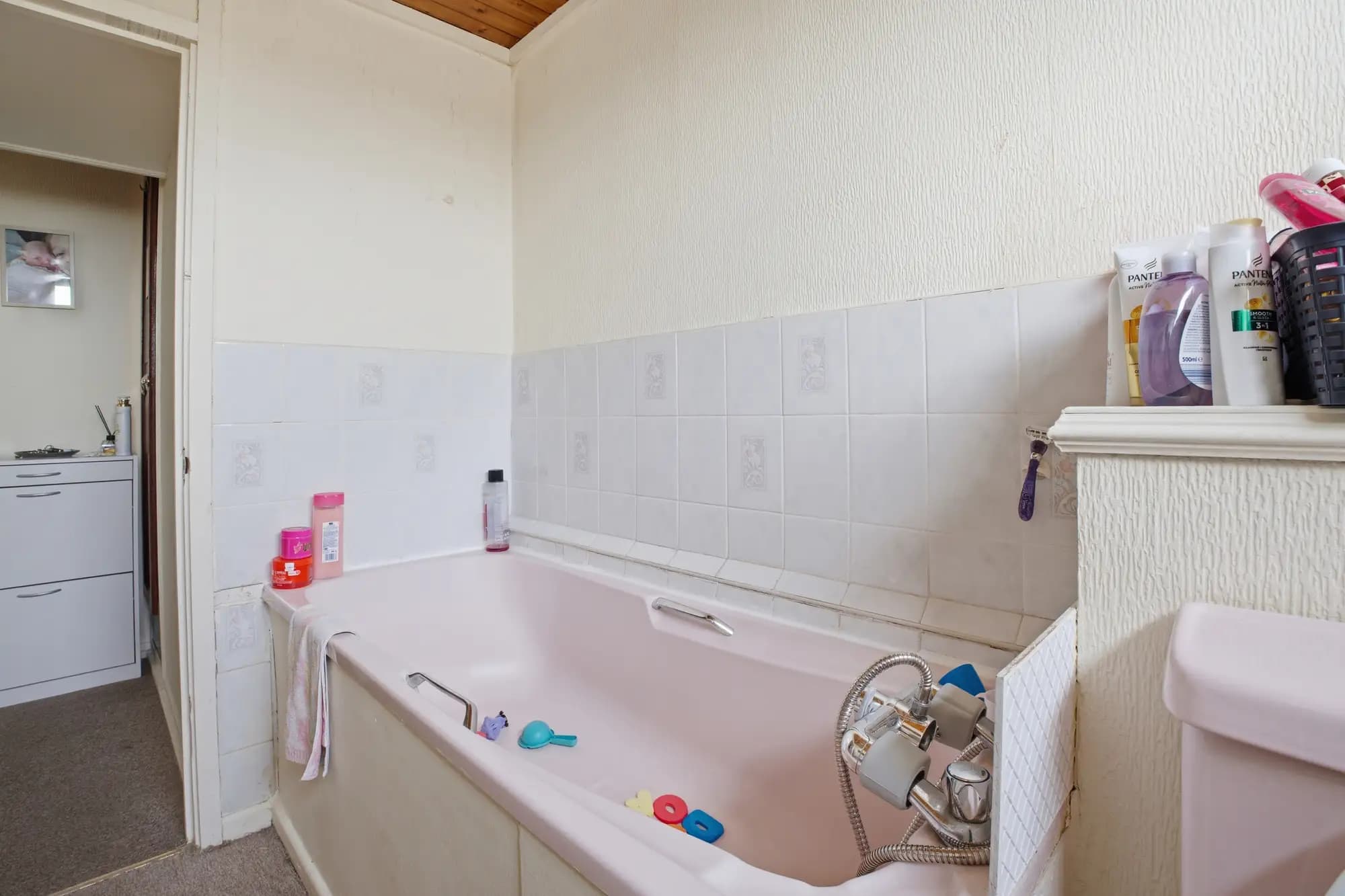property photo 11 of 18
