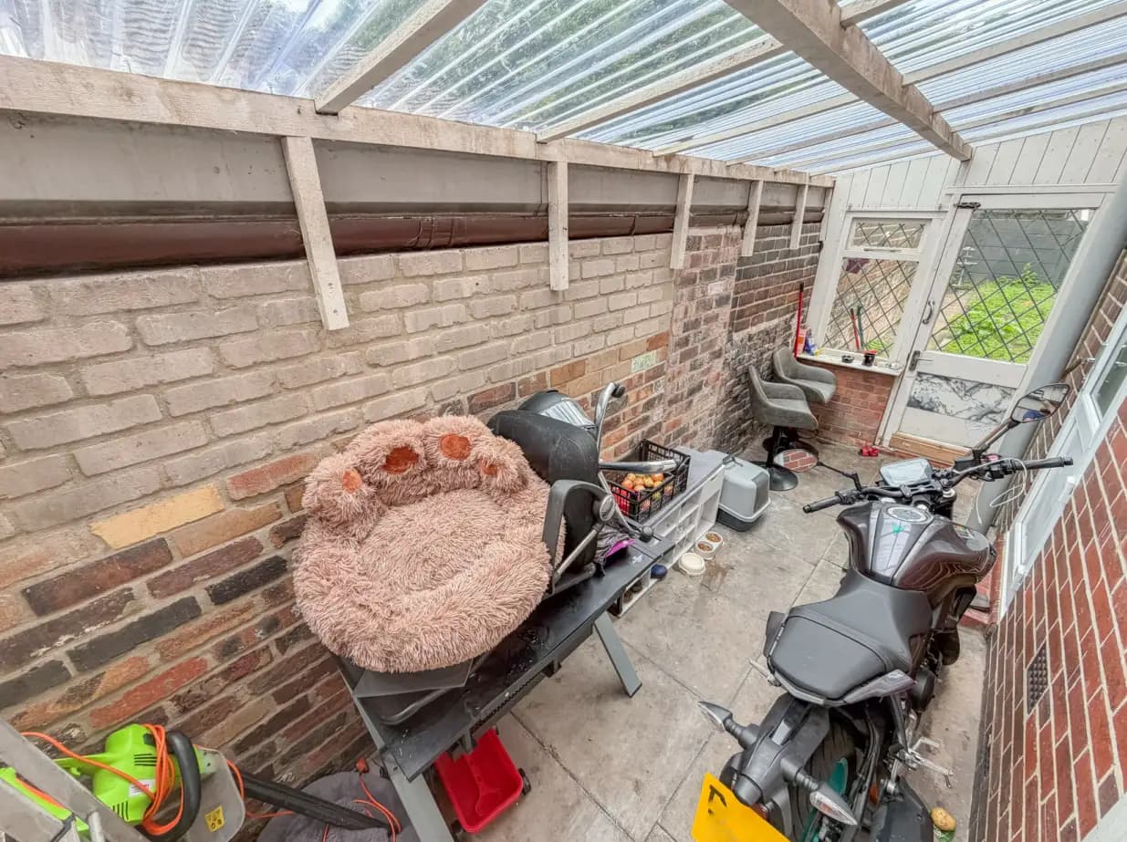property photo 29 of 33