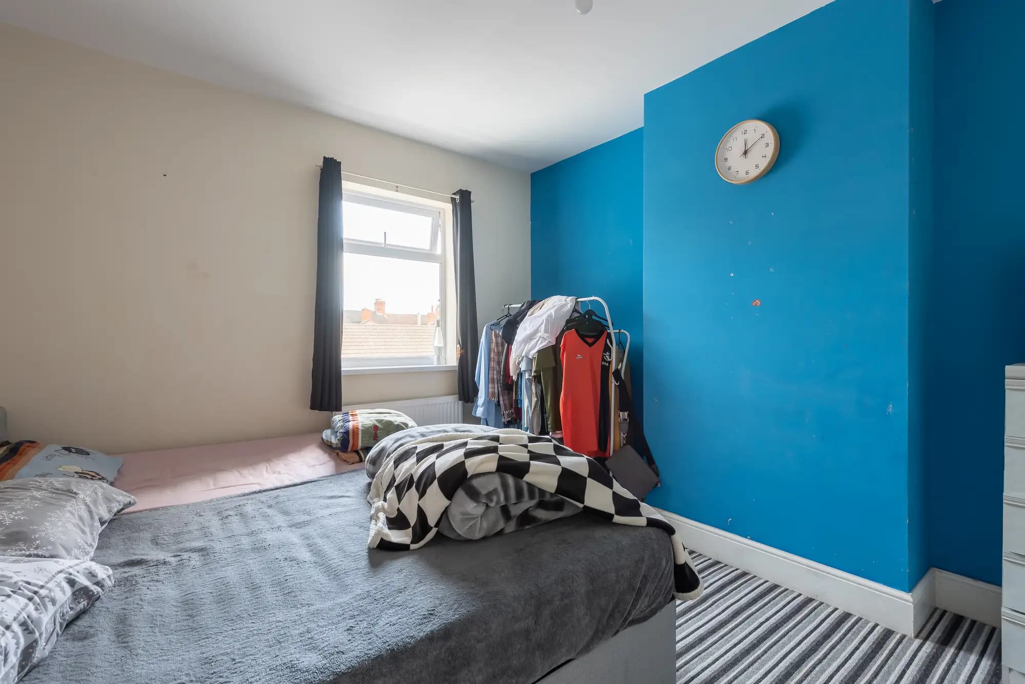 property photo 12 of 25