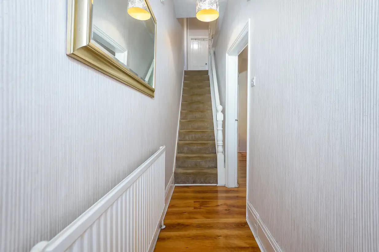 property photo 19 of 25