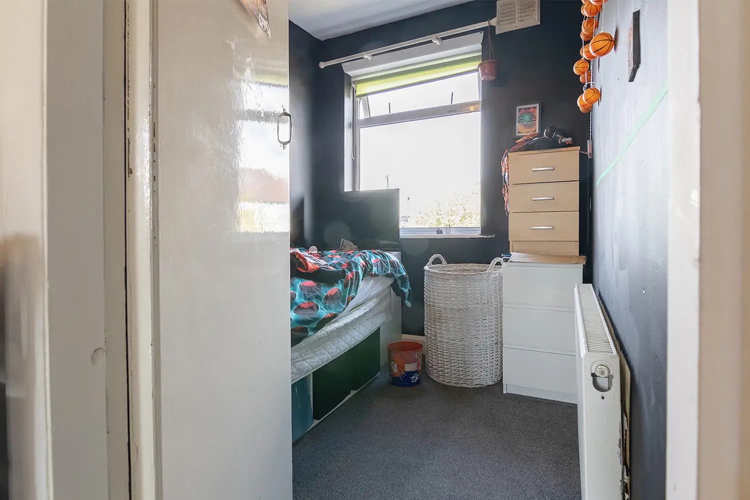 property photo 13 of 15
