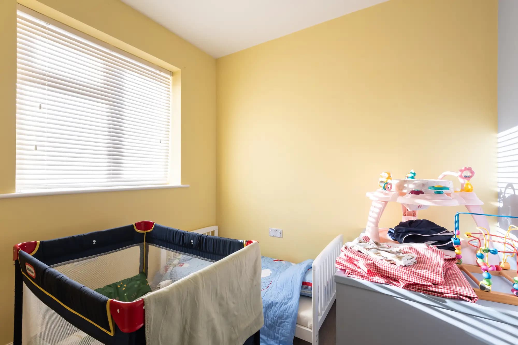 property photo 25 of 34