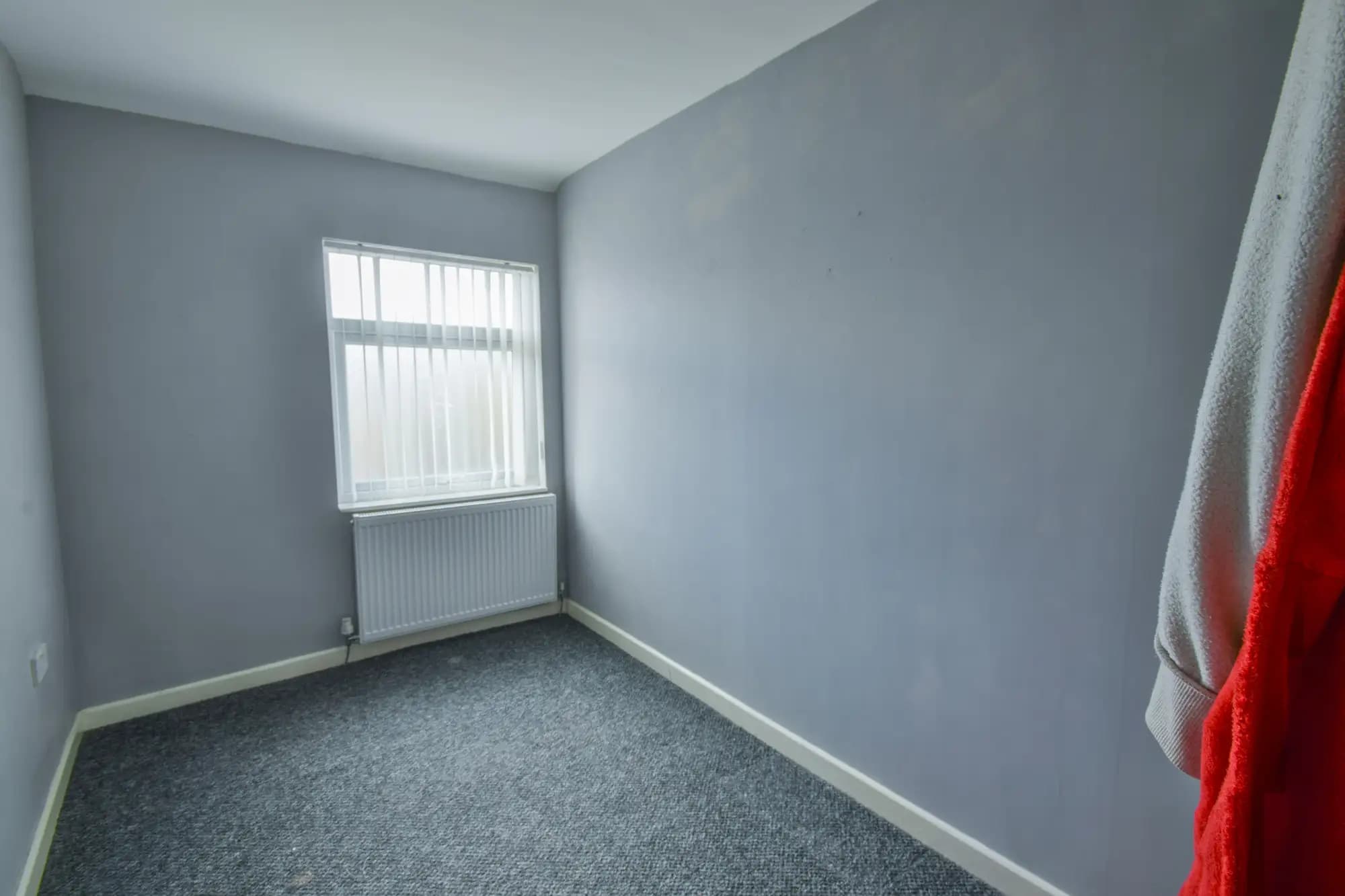 property photo 10 of 14