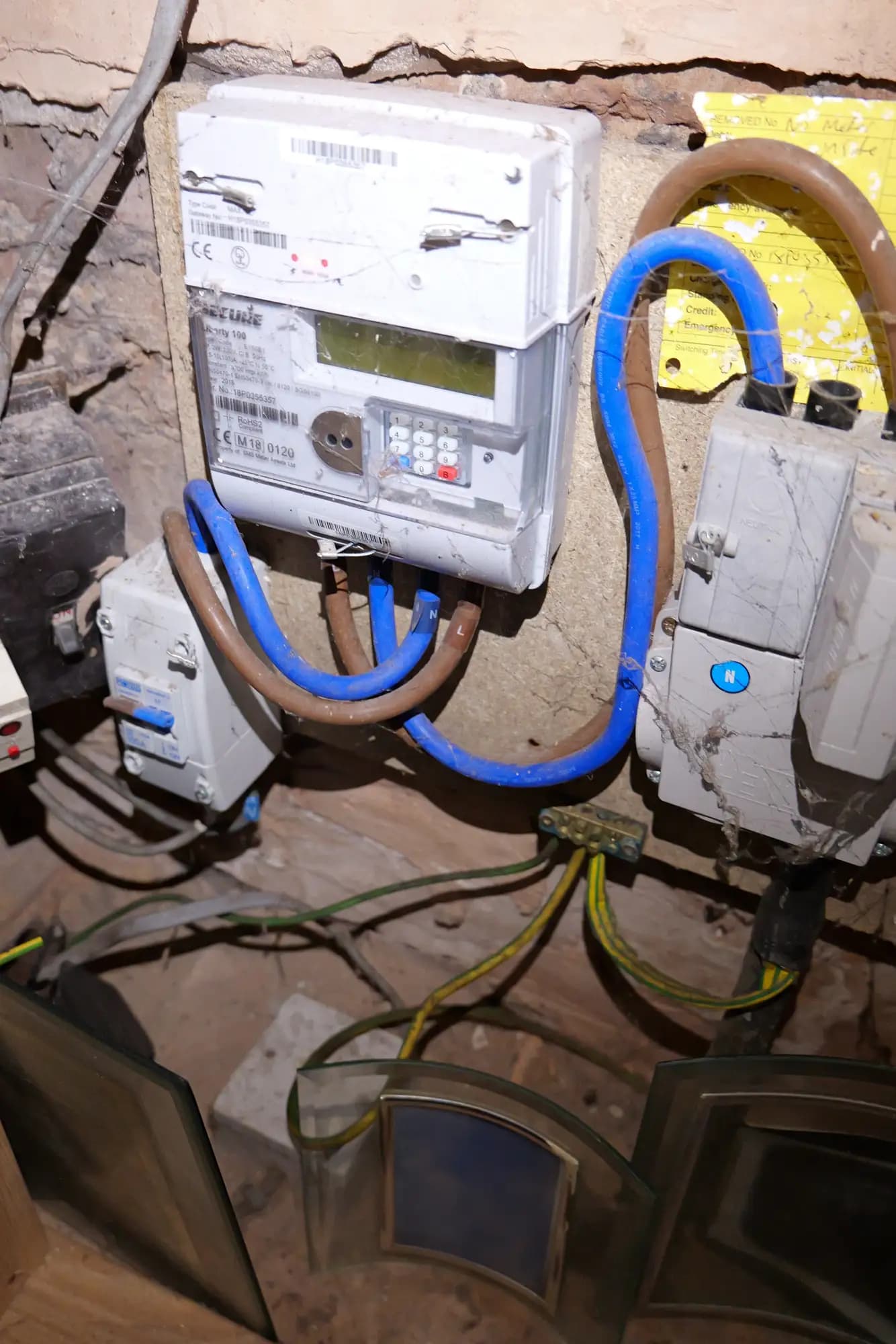 property photo 18 of 25