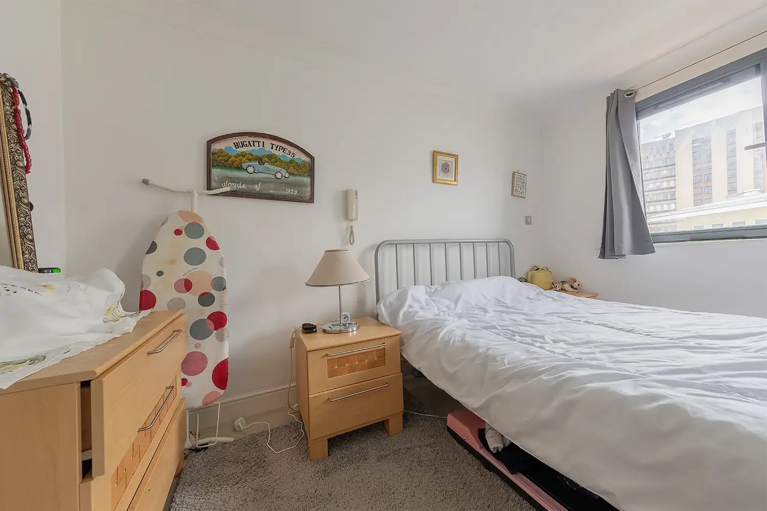 property photo 17 of 37