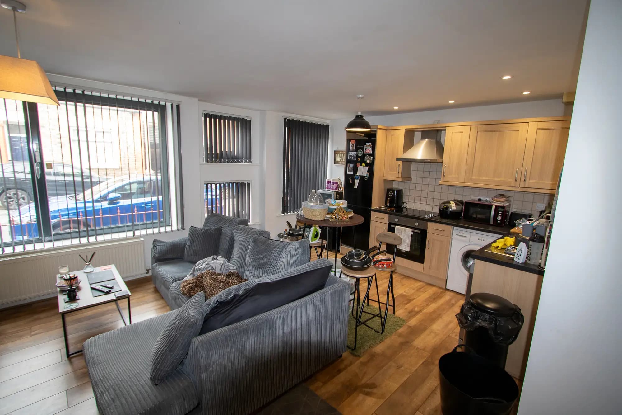 property photo 7 of 28