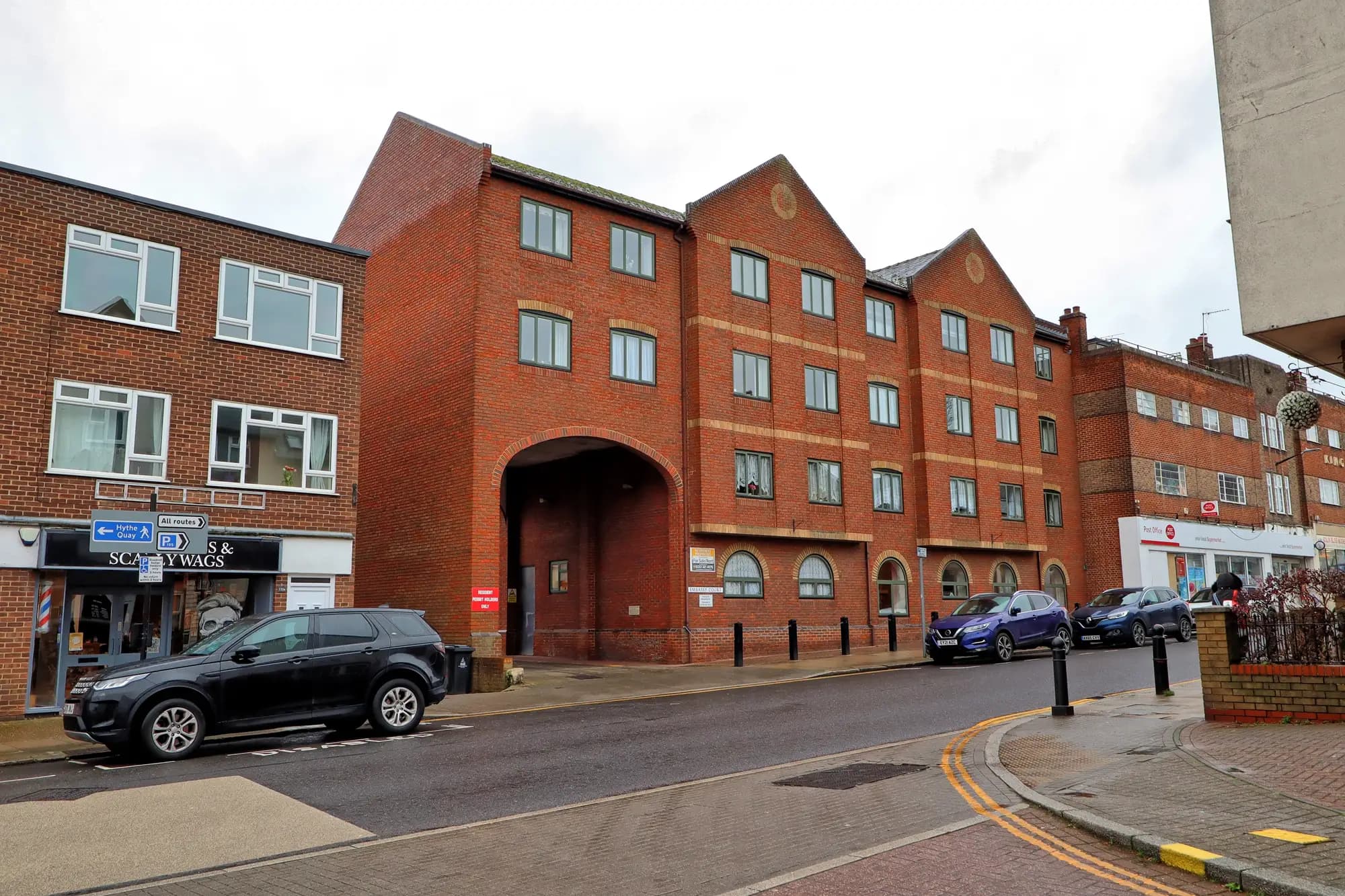 property photo 15 of 17