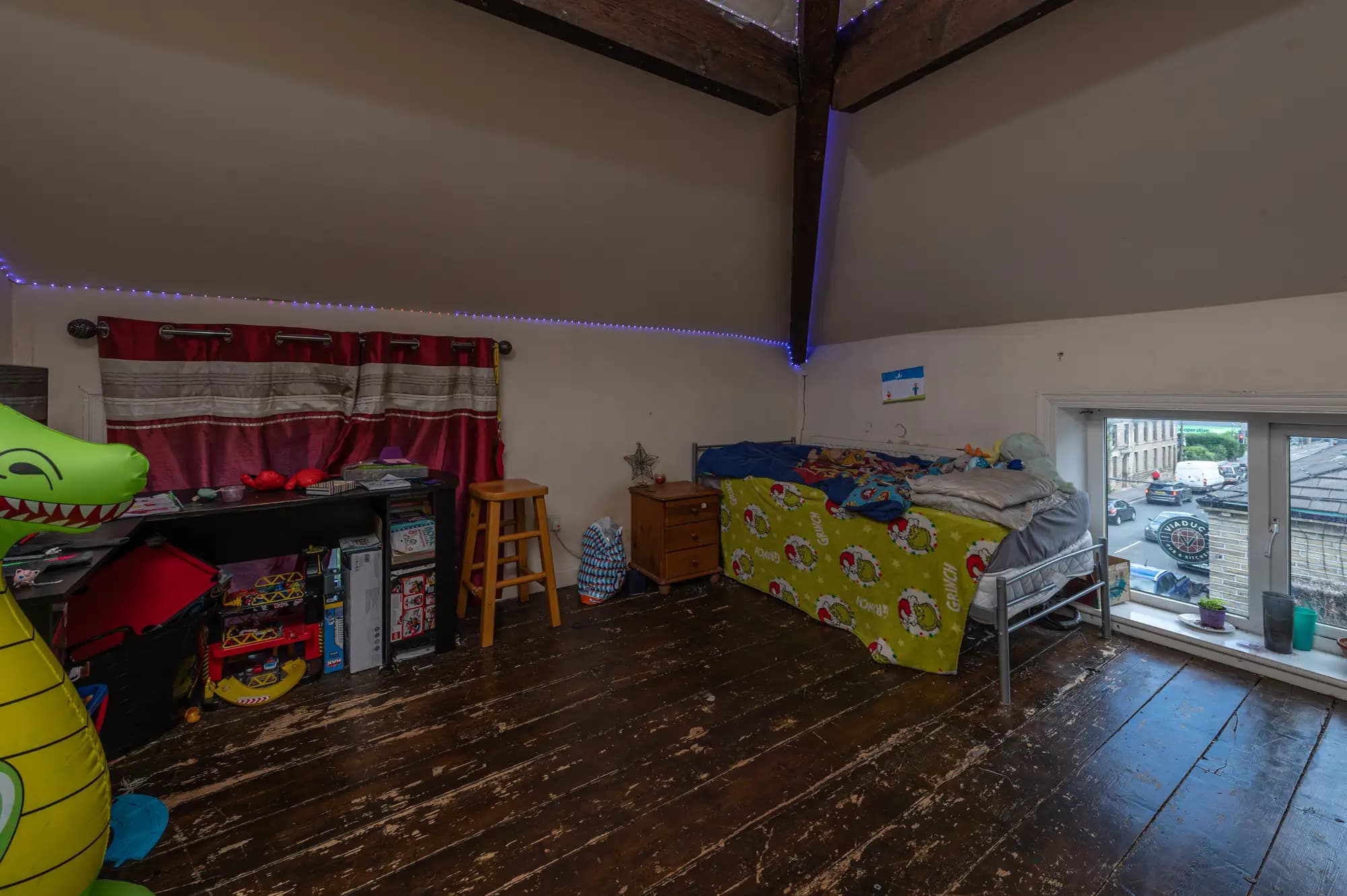 property photo 17 of 23