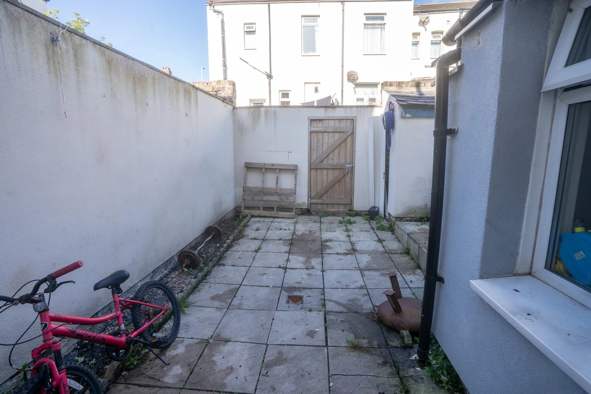 property photo 17 of 18