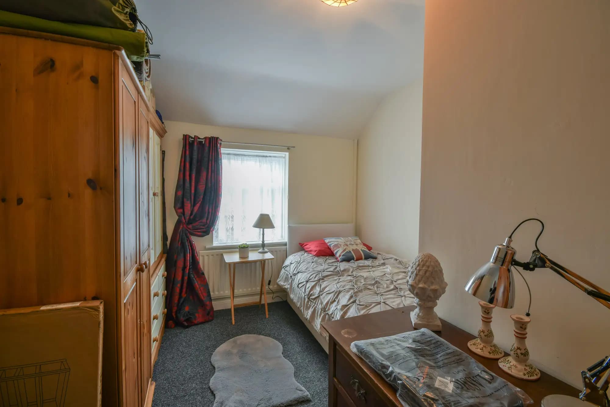 property photo 10 of 14
