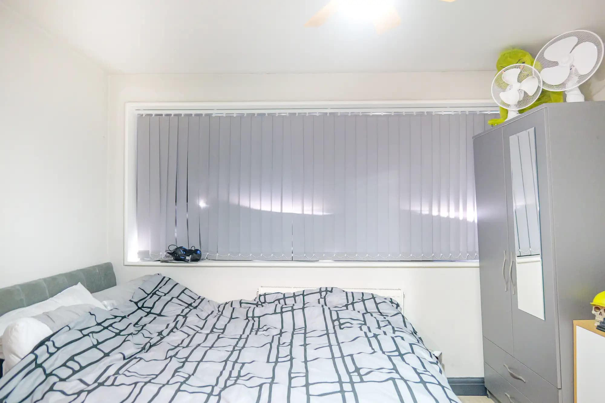 property photo 12 of 29