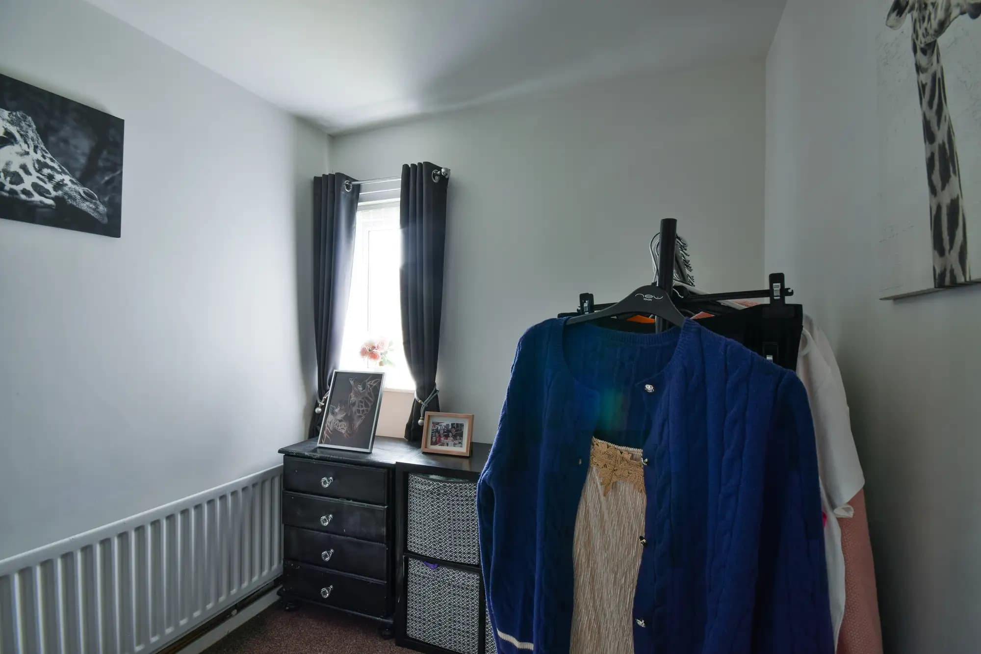 property photo 9 of 16