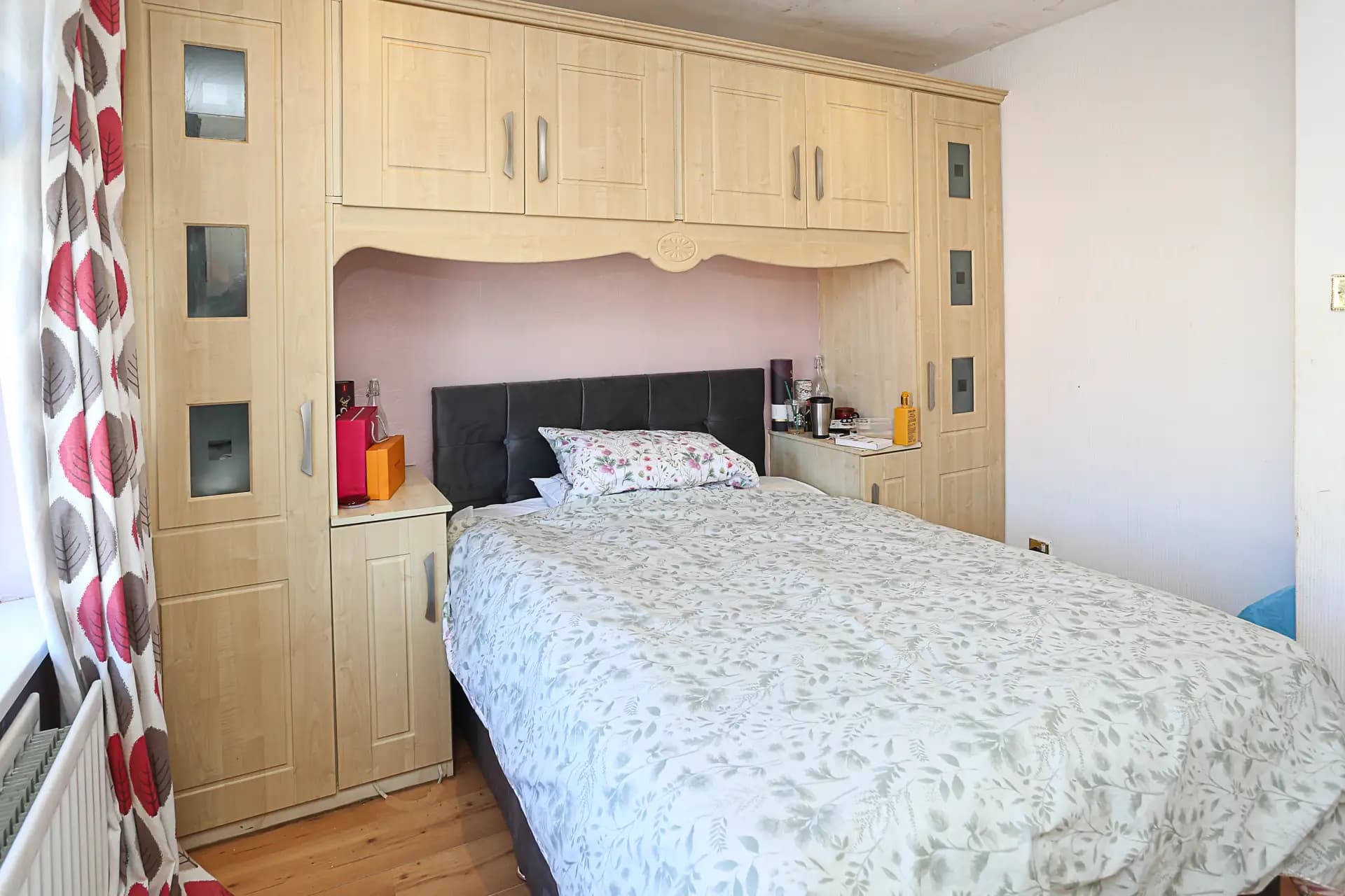 property photo 18 of 25
