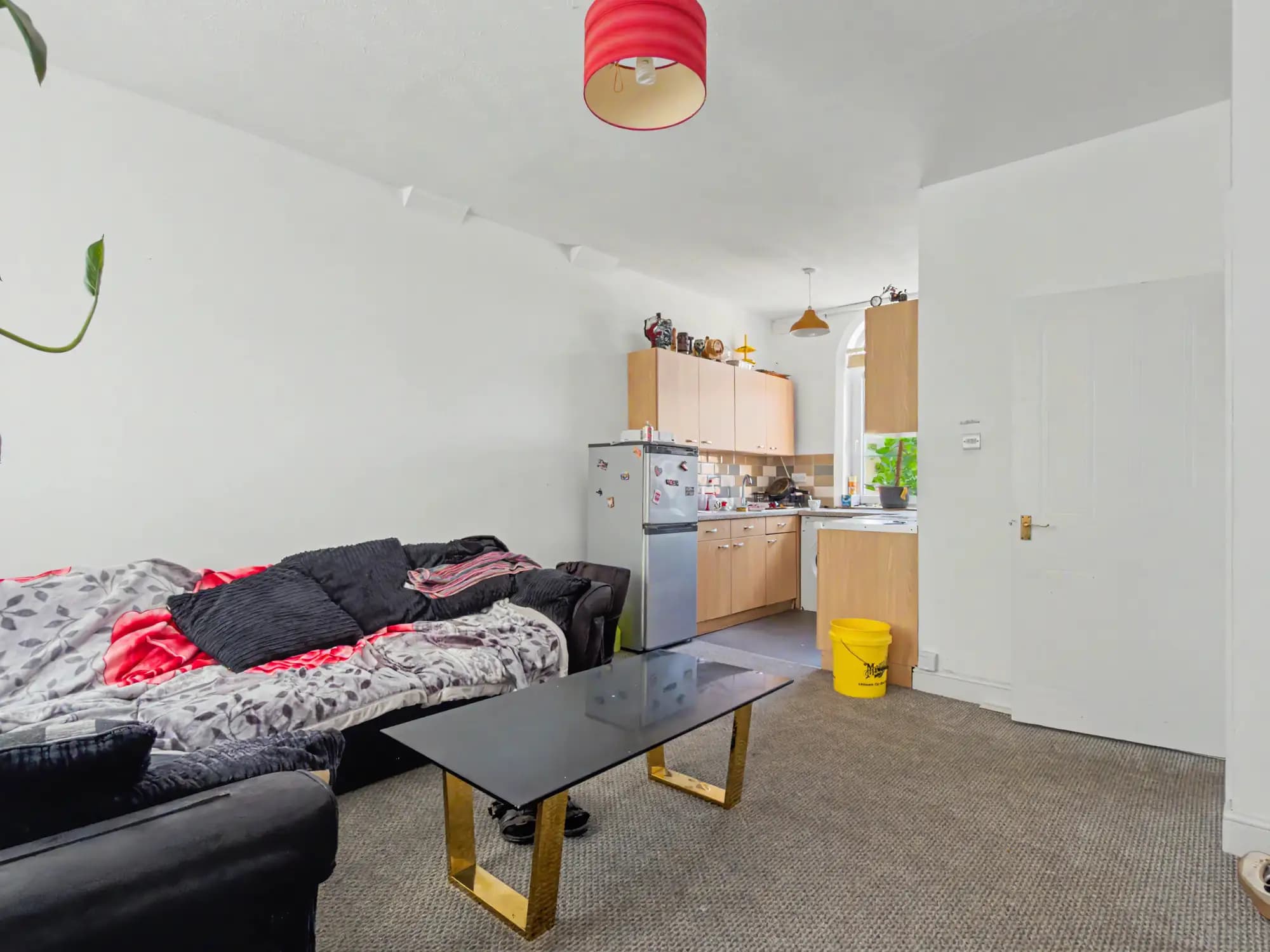 property photo 4 of 18